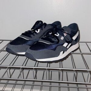 Reebok Men's Dark Blue and White Sneakers